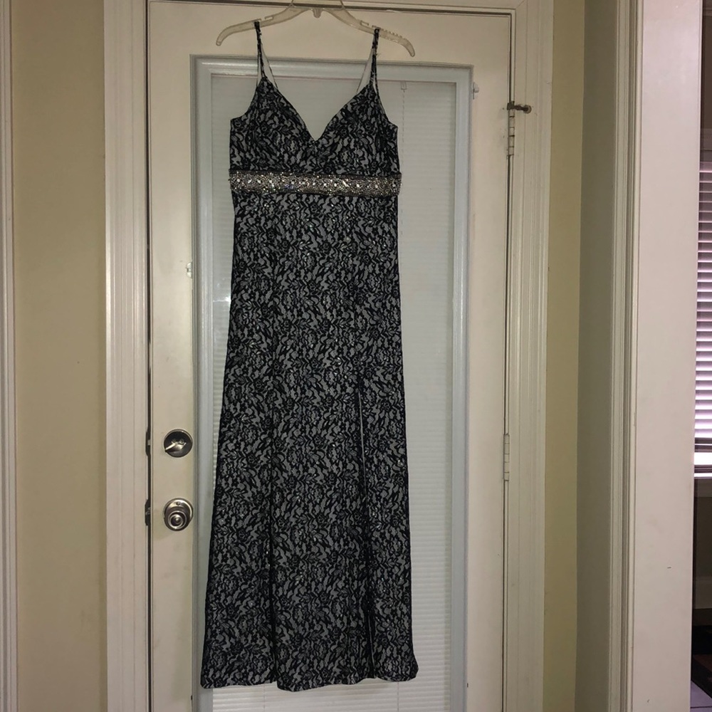 Sequin Hearts | Prom/ dance dress - Picture 7 of 7